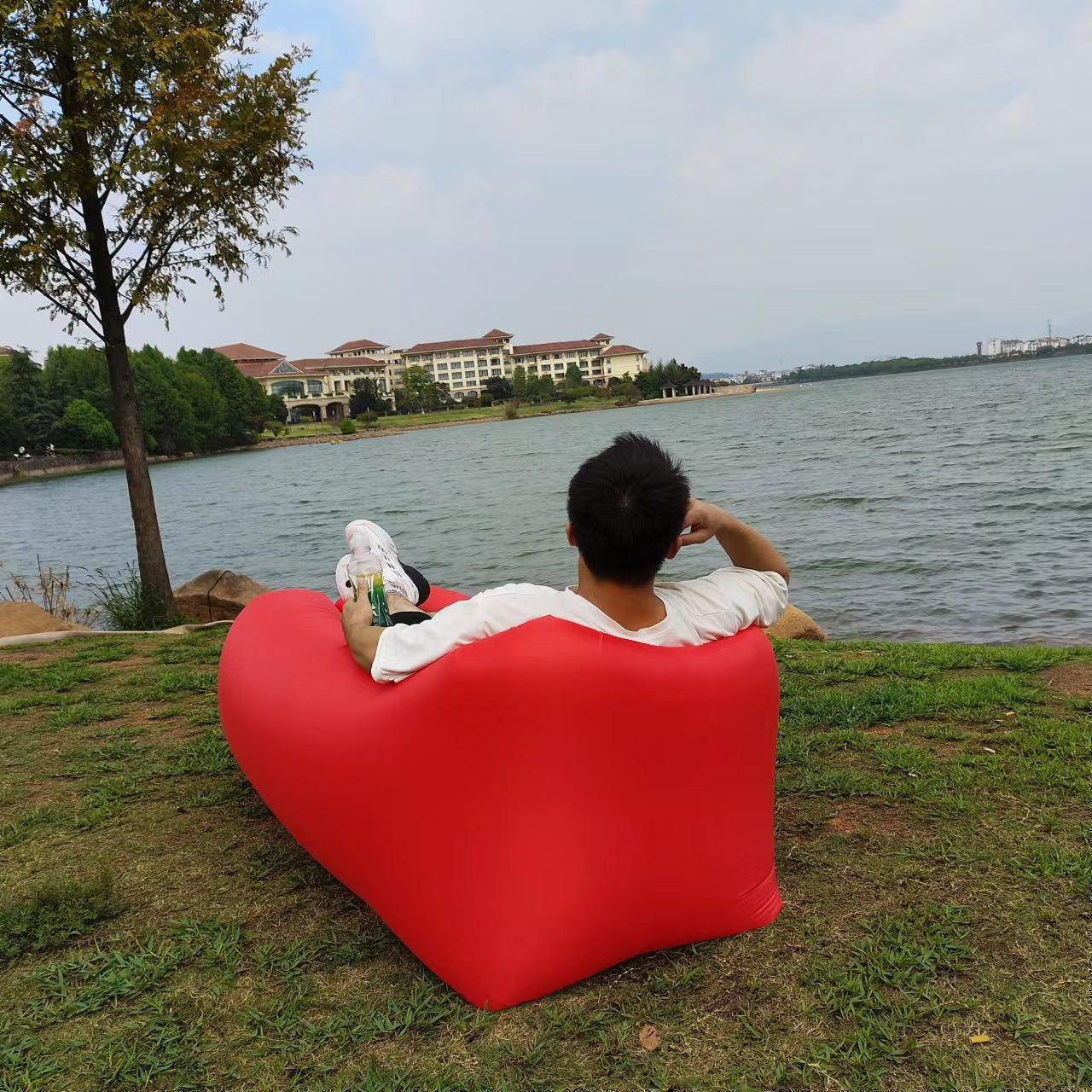 Wildcore AirLounge™ Inflatable Camping Lounger